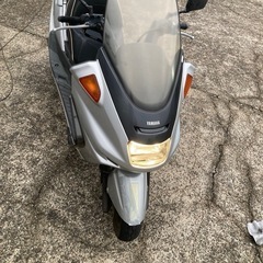 マジェスティ250 4HC シルバーの画像