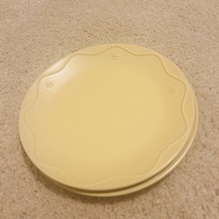 お譲りします★食器2皿 約17cmの画像