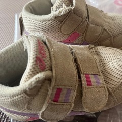 ベビー靴asicsの画像