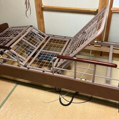 電動リクライニング付きベッドの画像