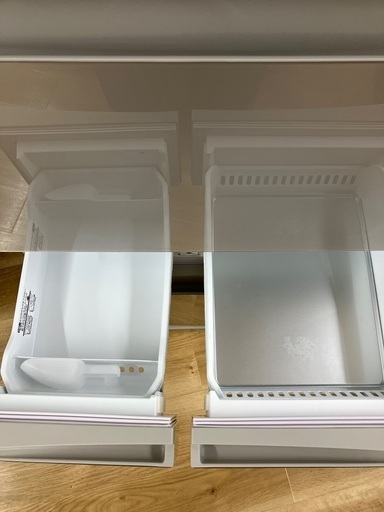 【軽トラ90分貸し出しサービス】TOSHIBA 6ドア冷蔵庫　GR-P460FD