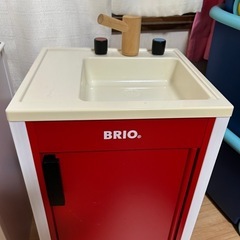 BRIO 　木製キッチン赤の画像