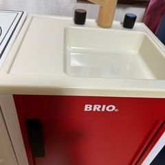BRIO 　木製キッチン赤の画像
