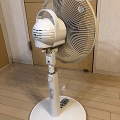 リモコン付き扇風機　東芝の画像