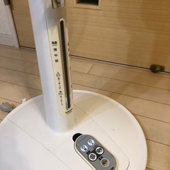 リモコン付き扇風機　東芝の画像