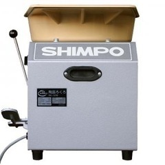 ろくろ電動、陶芸の画像