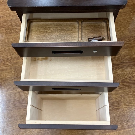 Karino (カリモク) 学習机　ラック・サイドワゴン付き　ブラウン　鍵欠品　【トレファク　川越】