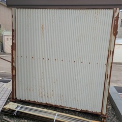 味あるガレージの画像