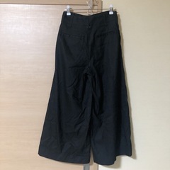 ユニクロ ワイドパンツ  ウエスト64の画像