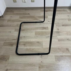 【美品】ハンガーラック　スチール製の画像