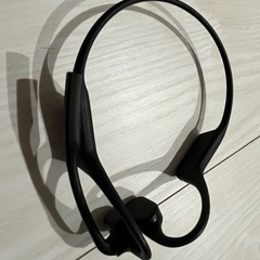 Shokz (ショックス) OpenComm 2 ビジネスイヤホン 骨伝導 ワイヤレス Bluetoothの画像
