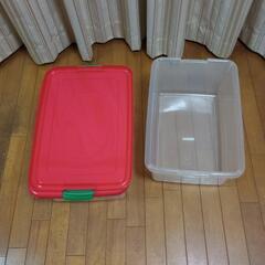【受付終了】プラスチックケース　２個+毛布の画像