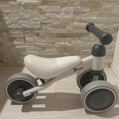 【最終価格】d bike mini 足蹴り バランスバイク ホワイト グレー 乗用玩具の画像