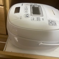 TOSHIBA炊飯器の画像