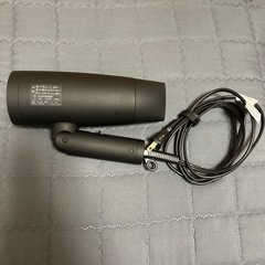 (取引中)SALONIA(サロニア)ヘアドライヤーブラックの画像