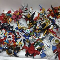 SDガンダム　BB戦士　プラモデル　25体セット　まとめ売り　組立済み SDガンダム BB戦士 プラモデル 25体セット まとめ売り 組立済み