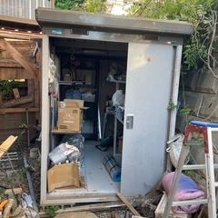 【早い者勝ち‼️】イナバ　物置　コンテナ　窓付き　の画像