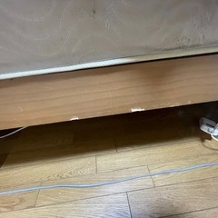 フレーム付きシングルベットの画像