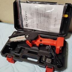 💥小型電動チェンソー💥値下げしましたの画像