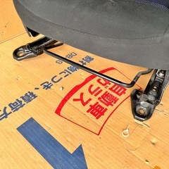 運転席 シート アクア平成29年式NHP10の画像