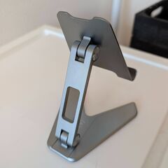 スマホ・タブレットスダンドの画像
