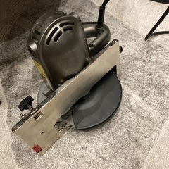 電動丸のこ🔴箱付き説明書付きの画像