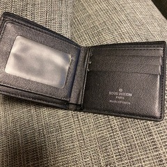 譲ってもらった財布　中古ですの画像