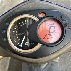 YAMAHA シグナスx 台湾　小型　125cc 通勤通学に　アドレスv125 PCX 管理番号①②⑥の画像