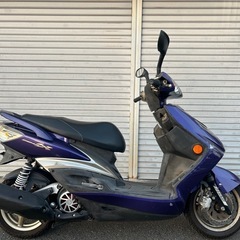 YAMAHA シグナスx 台湾　小型　125cc 通勤通学に　アドレスv125 PCX 管理番号①②⑥の画像