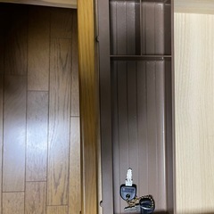 【引取り決まりました】ニトリ　木製鍵付きワゴンの画像