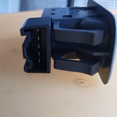 ジムニー純正パワーウィンドウスイッチの画像