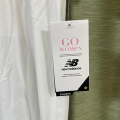 NB ニューバランス　ランニングショートスリーブトップ　ウィメンズサイズLの画像