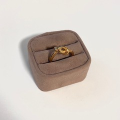【ピアス&リング】ノットデザイン  18Kメッキの画像