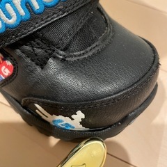 スノーボード　キッズ　バートン　サロモン　スポンジボム　　3点セットの画像