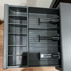 ⭐︎美品⭐︎鍵付きキャッシュドロア キャッシュドロアグレーの鍵付きキャッシュボックス (いおん) 本