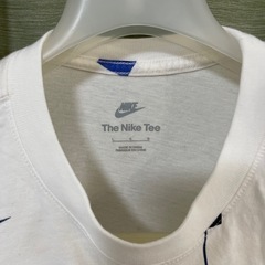 NIKE ナイキNIKE TEE ロゴプリント Tシャツ　ホワイト　白　サイズLの画像