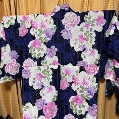 レディース花柄　浴衣　別売で帯もあります。ご覧ください。の画像