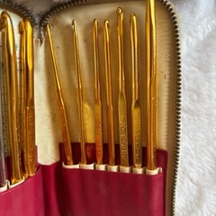 編み針　ケース、傷汚れありますの画像