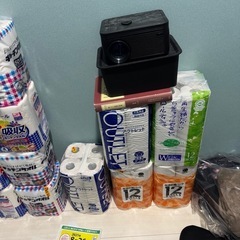 トイレットペーパーとキッチンタオルの画像