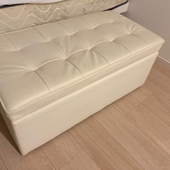 収納ソファーの画像