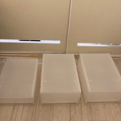 ケース3個の画像
