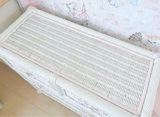 ヴィンテージ ウィッカー ラタン ピンク ホワイト チェスト タンス