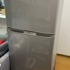 冷蔵庫 0円！古いです【取引中】。 の画像