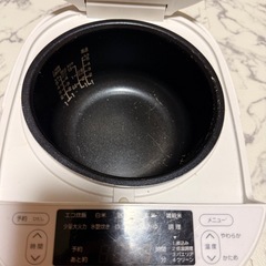炊飯器の画像
