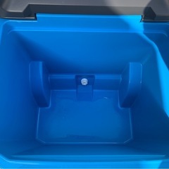 【IGLOO マックスコールドMAX COLD 62QT 58L キャスター付きクーラーボックス】の画像