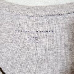 ［サイズXS］TOMMY HILFIGER　Vネック半袖Tシャツの画像