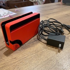 Nintendo Switch本体 有機ELモデル マリオレッドの画像
