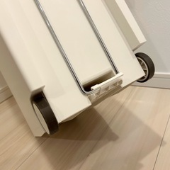 【 8月3日(日)引き取り限定　】KEYUCA  ケユカ 45L　ゴミ箱の画像