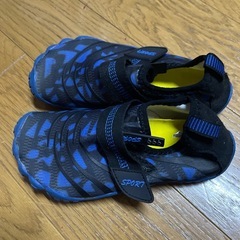 ウォーターシューズ　19-19.5センチの画像