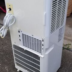 ▪️早急に取引出来る方へ▪️中古品★移動式クーラー  YAMAZEN(ヤマゼン)   YEC-K221  冷風/除湿     スポットクーラー　2022年製の画像